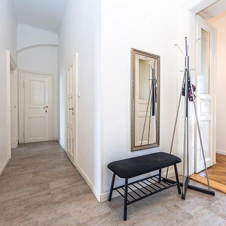 Apartments Safarikova 18 Prága Kültér fotó