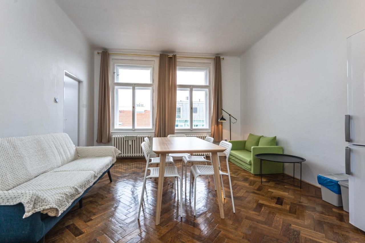 Apartments Safarikova 18 Prága Kültér fotó