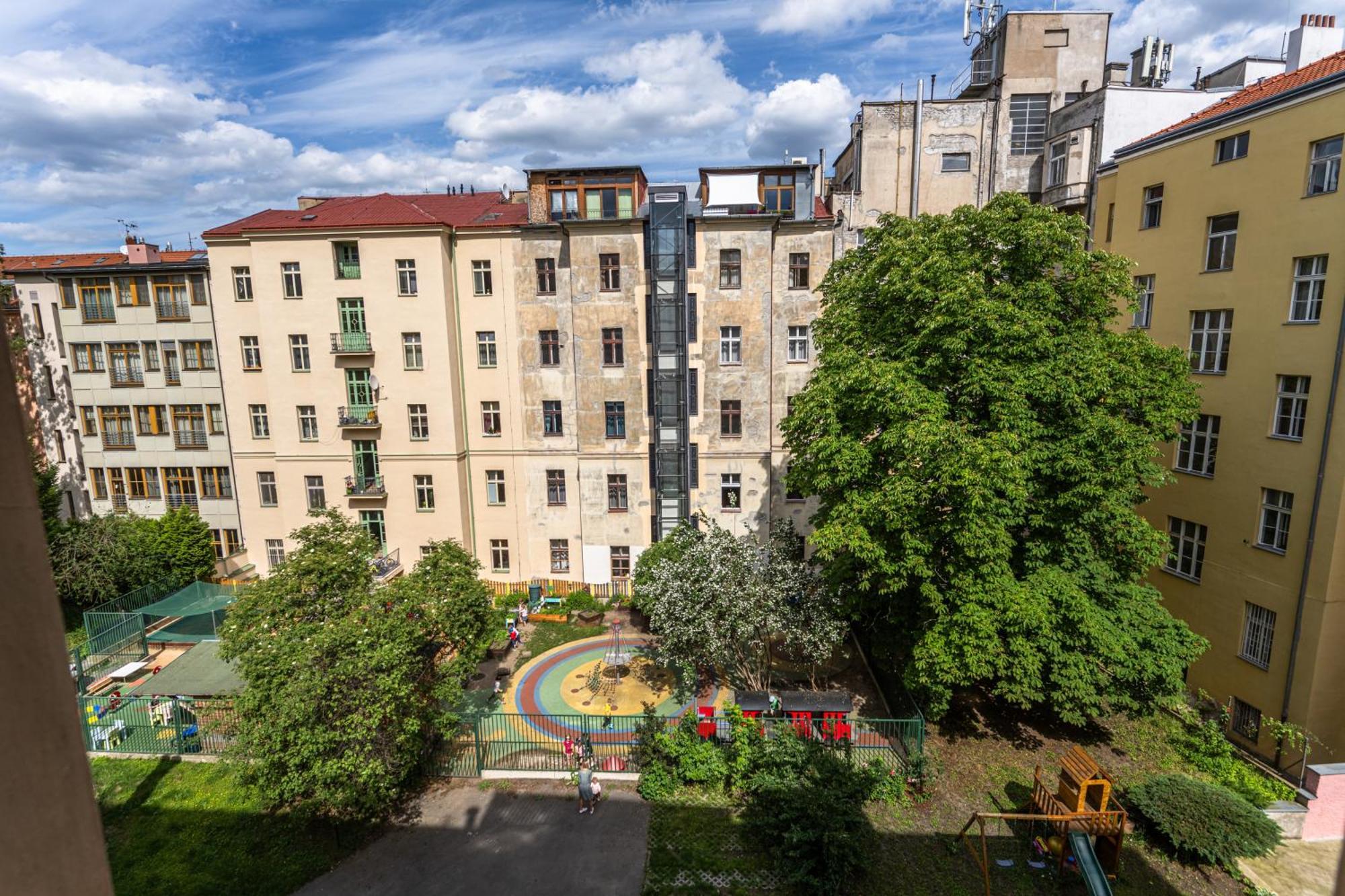Apartments Safarikova 18 Prága Kültér fotó