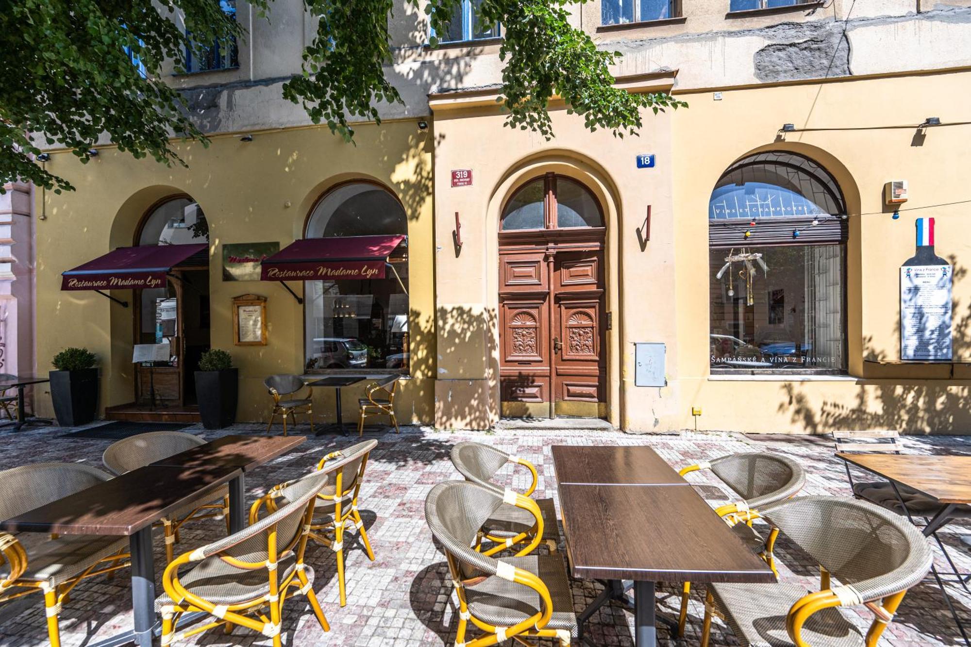 Apartments Safarikova 18 Prága Kültér fotó